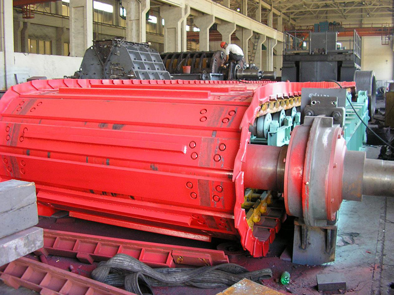 Apron feeder