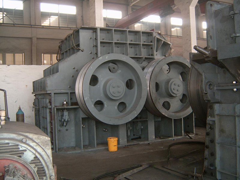 Double-rotor hammer crusher